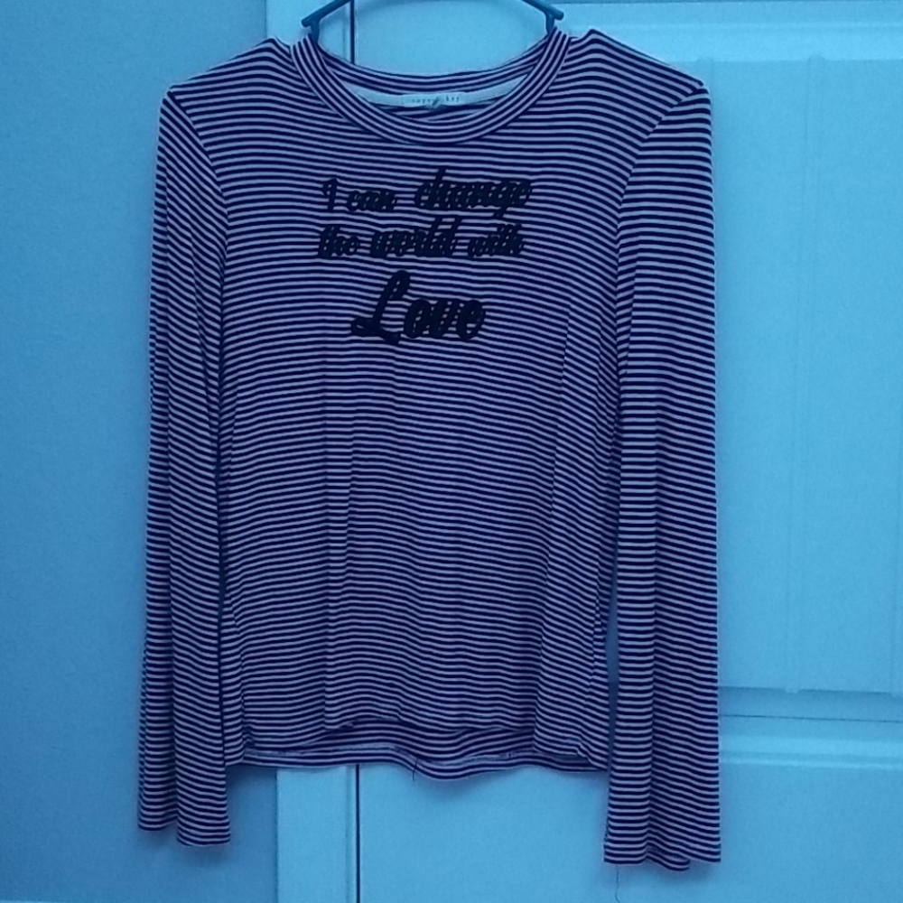 Red/white striped long sleeve tee
